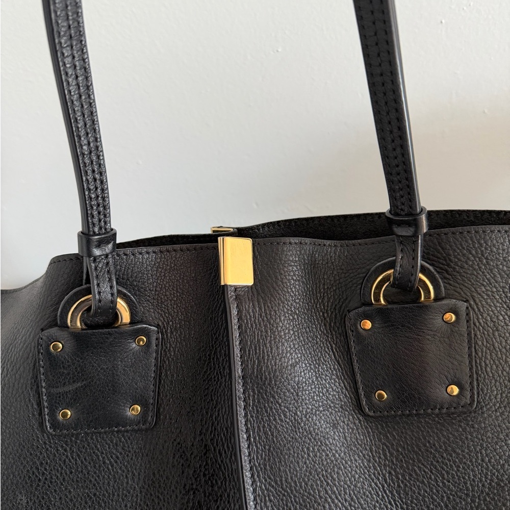 Chloe-Vick Leather Tote Bag - Black 1190 - Picture 10 of 16